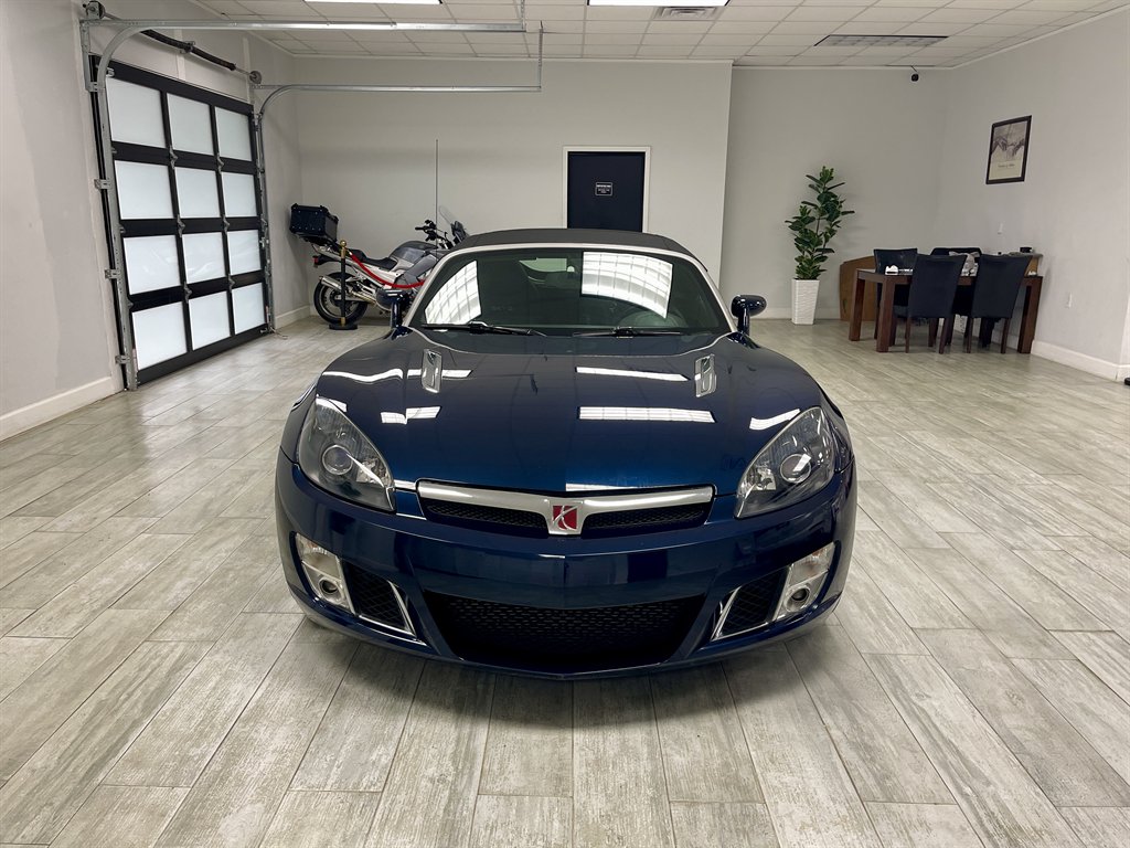 2008 Saturn SKY - $11,998