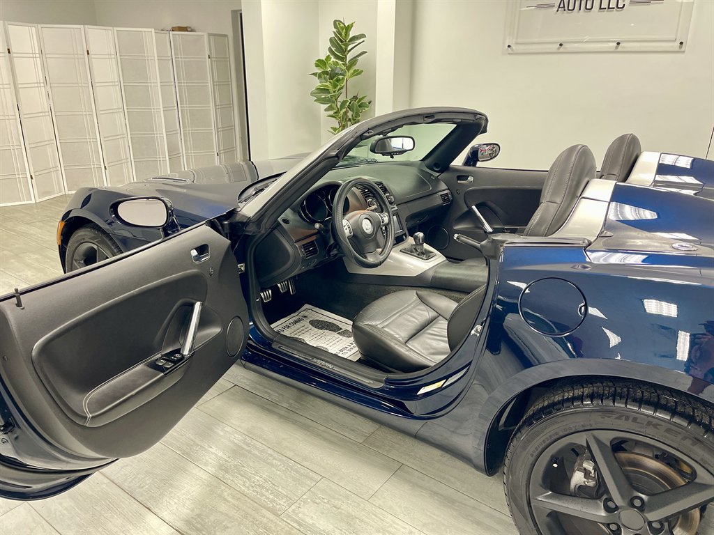 2008 Saturn SKY - $11,998