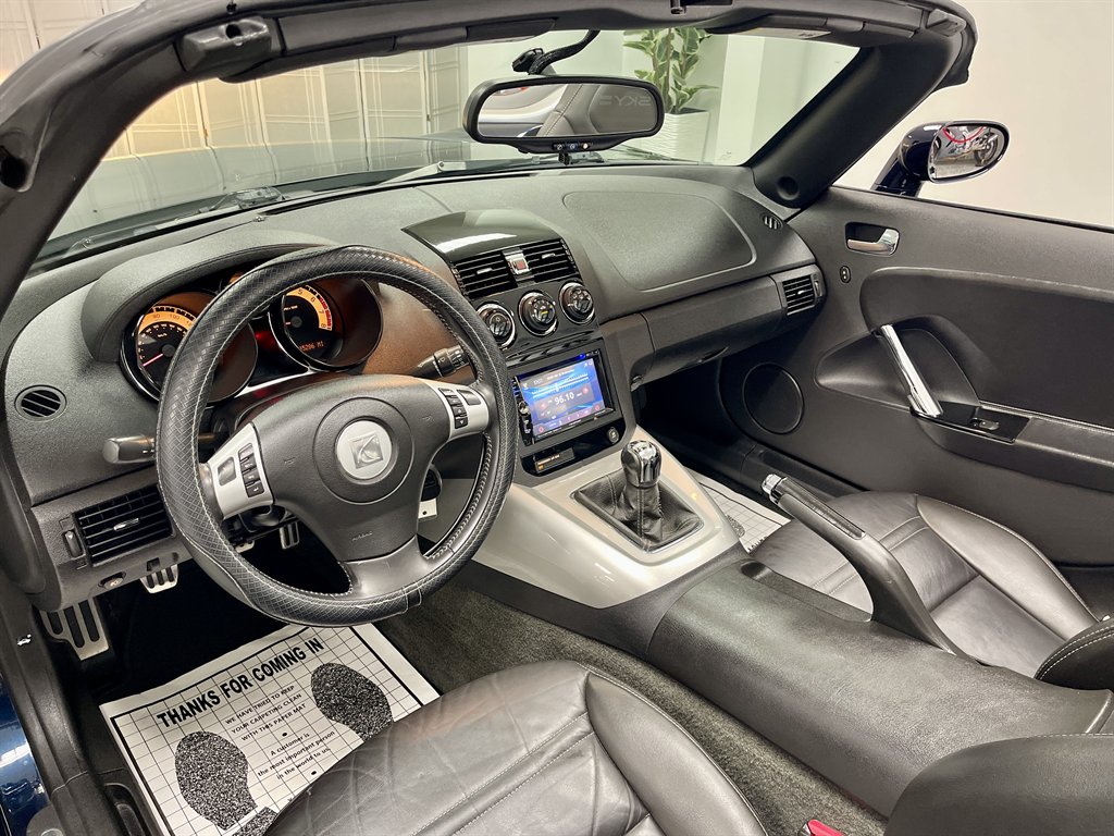 2008 Saturn SKY - $11,998
