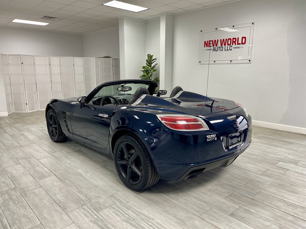 2008 Saturn SKY - $11,998