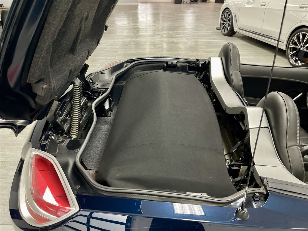 2008 Saturn SKY - $11,998