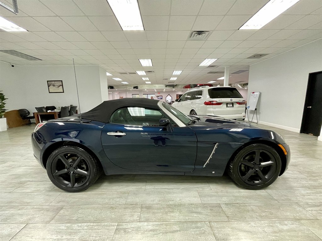 2008 Saturn SKY - $11,998
