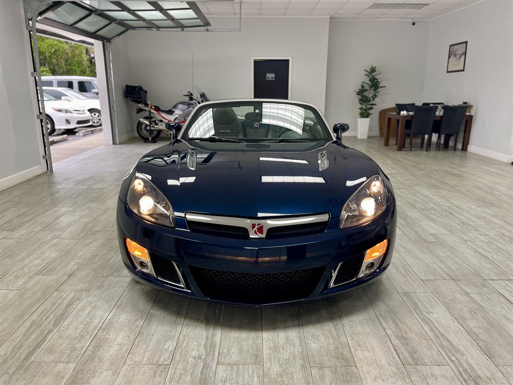 2008 Saturn SKY - $11,998