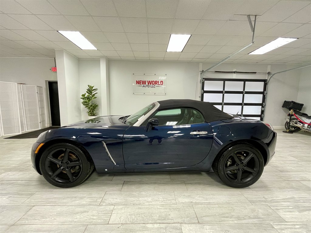 2008 Saturn SKY - $11,998