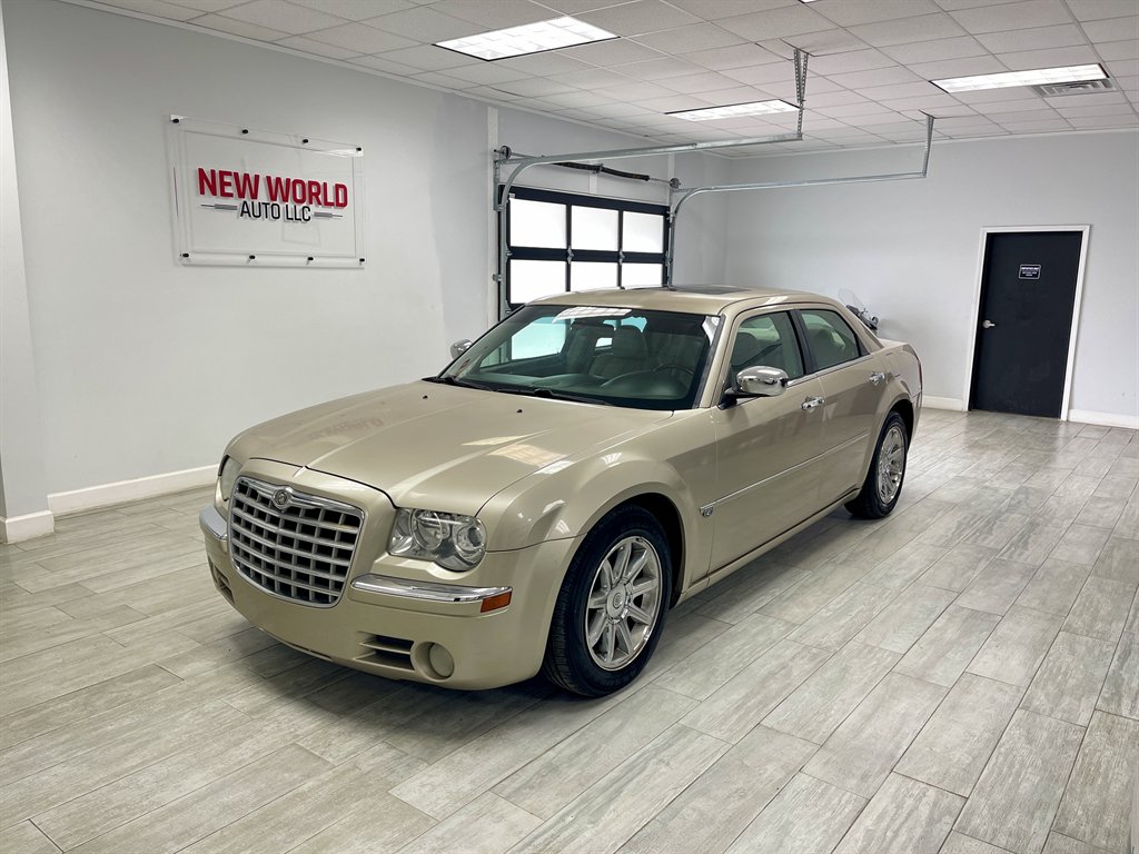 2006 Chrysler 300 - $6,998