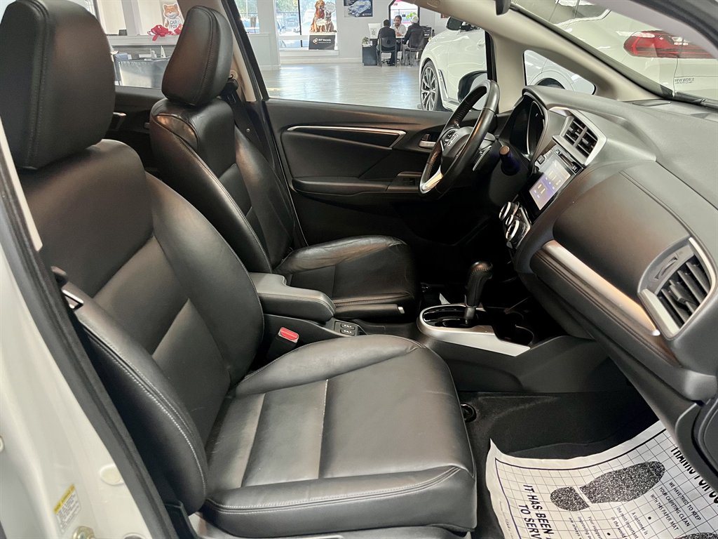 2015 Honda Fit - $8,998
