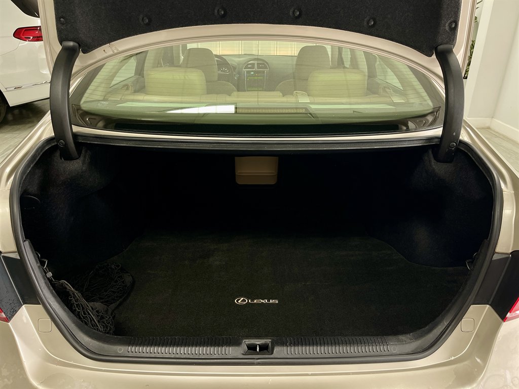 2011 Lexus ES - $9,998