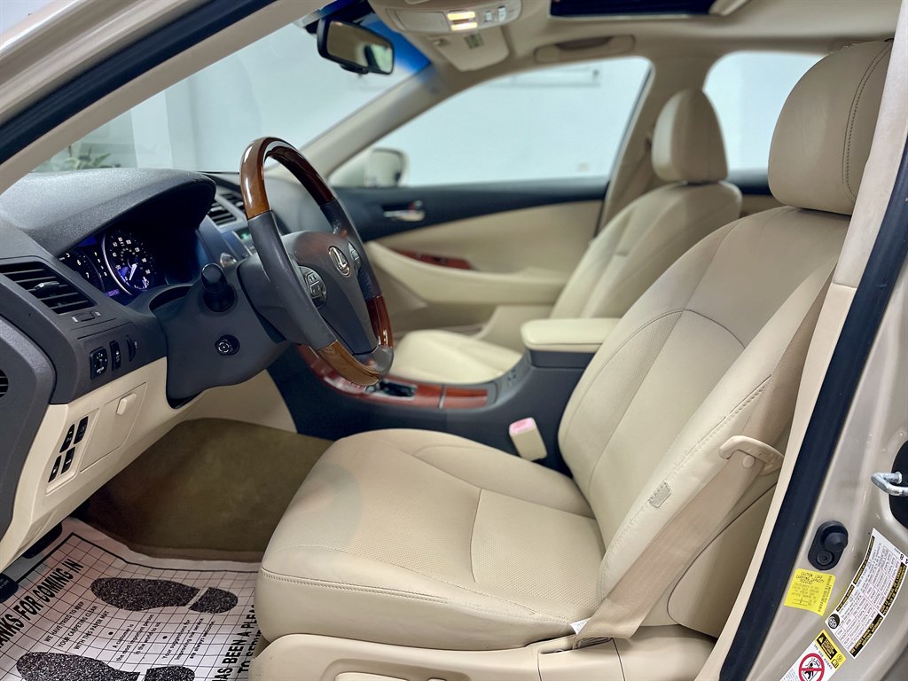 2011 Lexus ES - $9,998