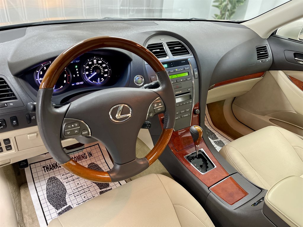 2011 Lexus ES - $9,998