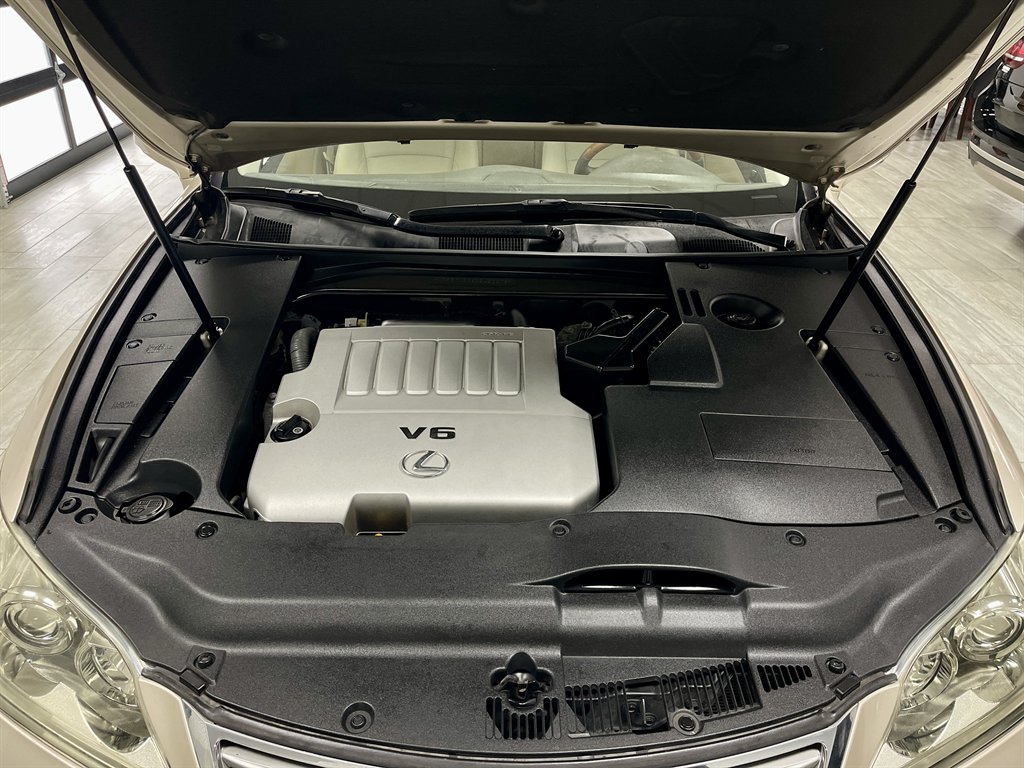 2011 Lexus ES - $9,998