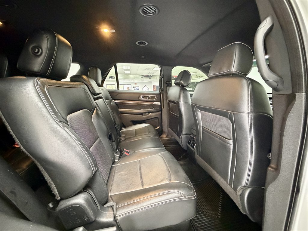 2016 Ford Explorer - $8,998