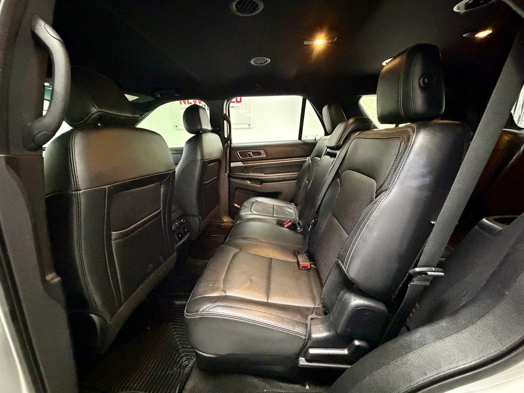 2016 Ford Explorer - $8,998