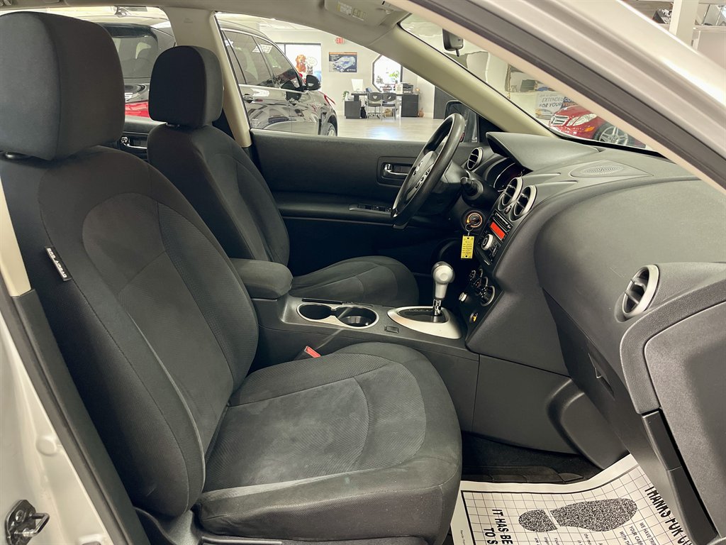 2013 Nissan Rogue - $4,998