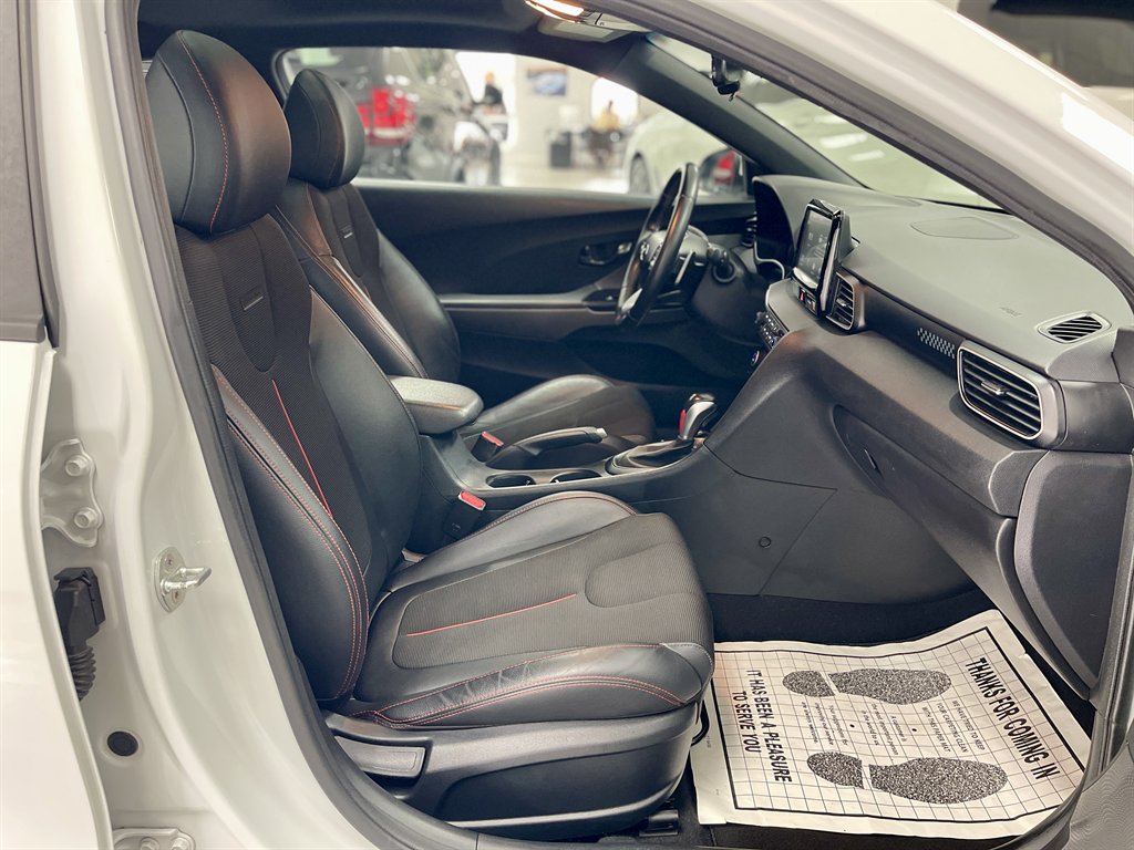 2020 Hyundai Veloster - $13,998