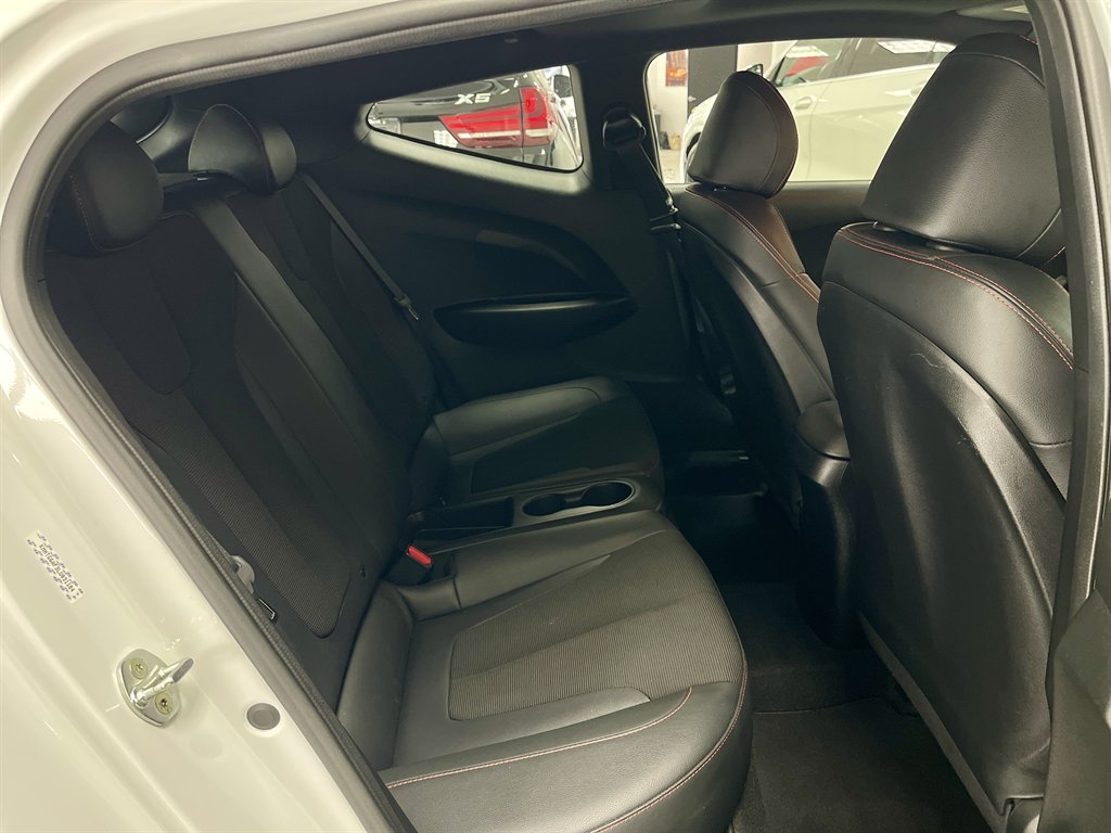 2020 Hyundai Veloster - $13,998