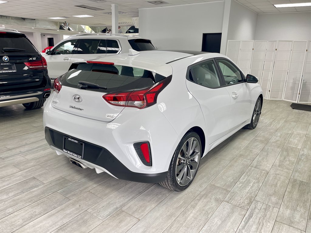 2020 Hyundai Veloster - $13,998