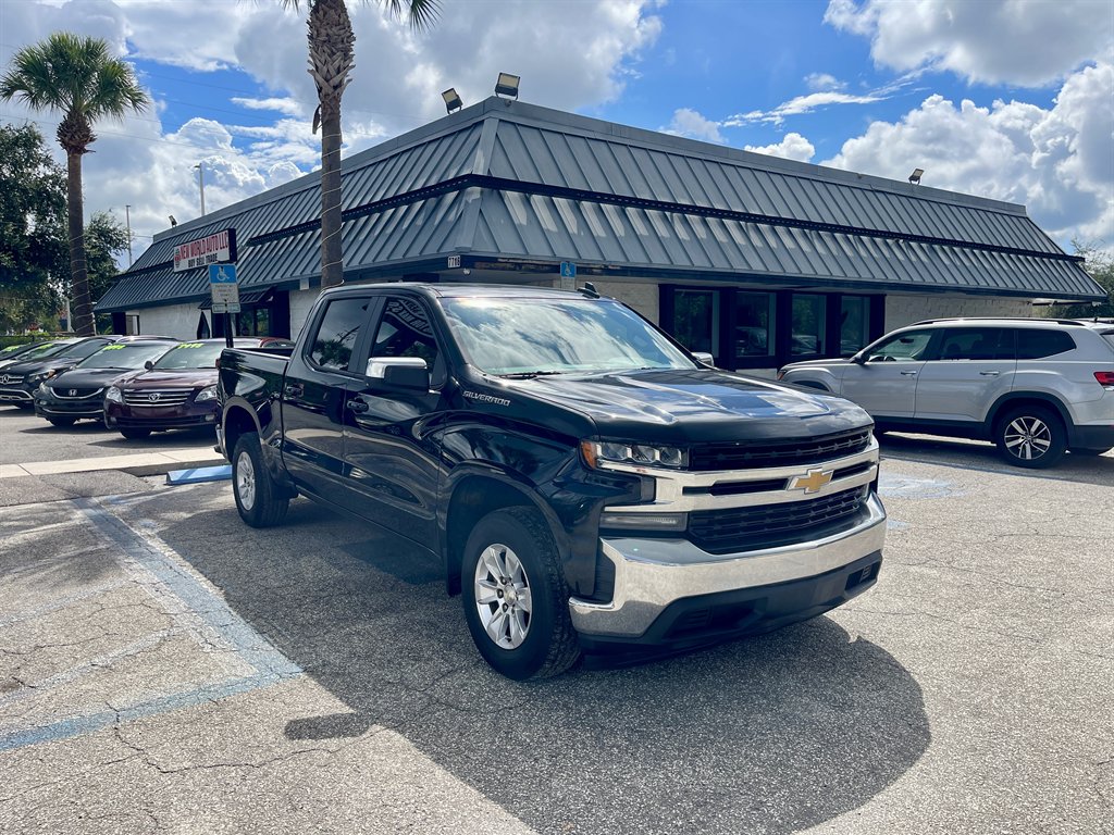 2020 Chevrolet Silverado - $22,998