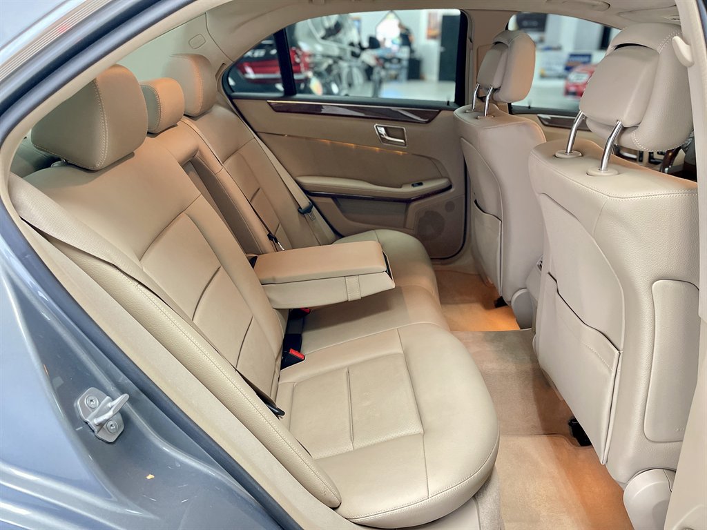 2011 Mercedes-Benz E-Class - $10,998