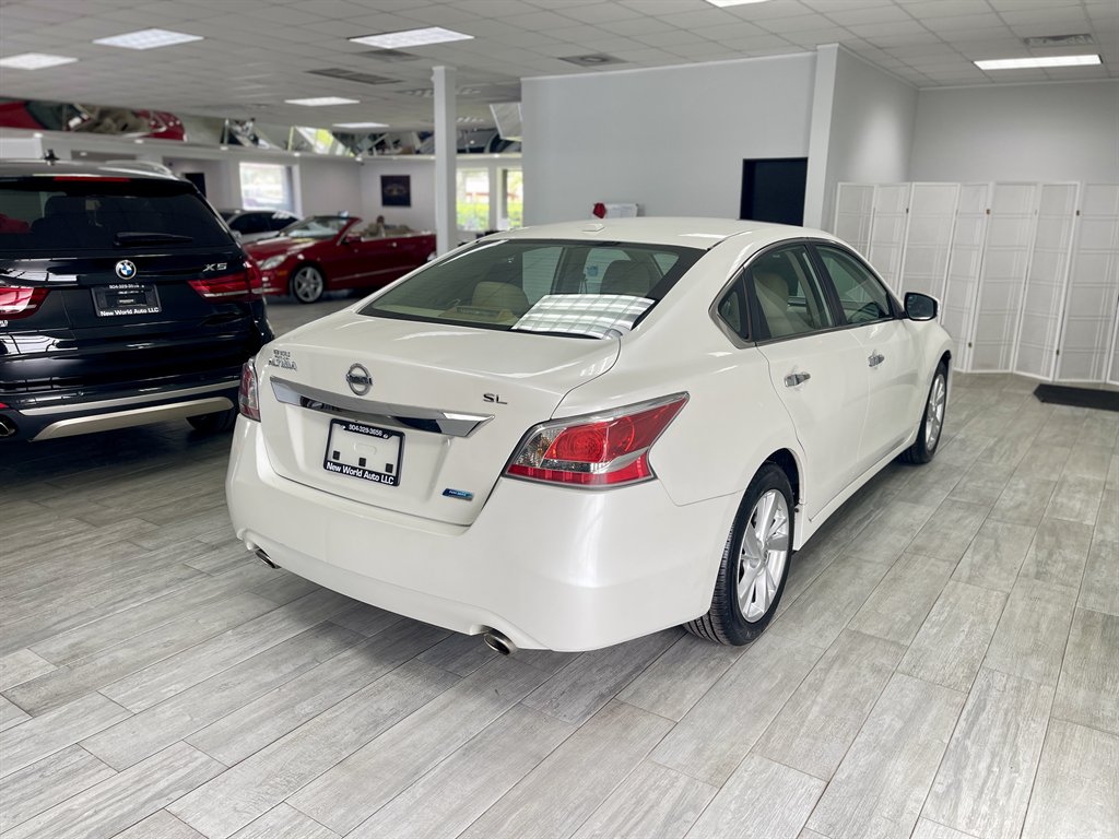 2014 Nissan Altima - $8,998