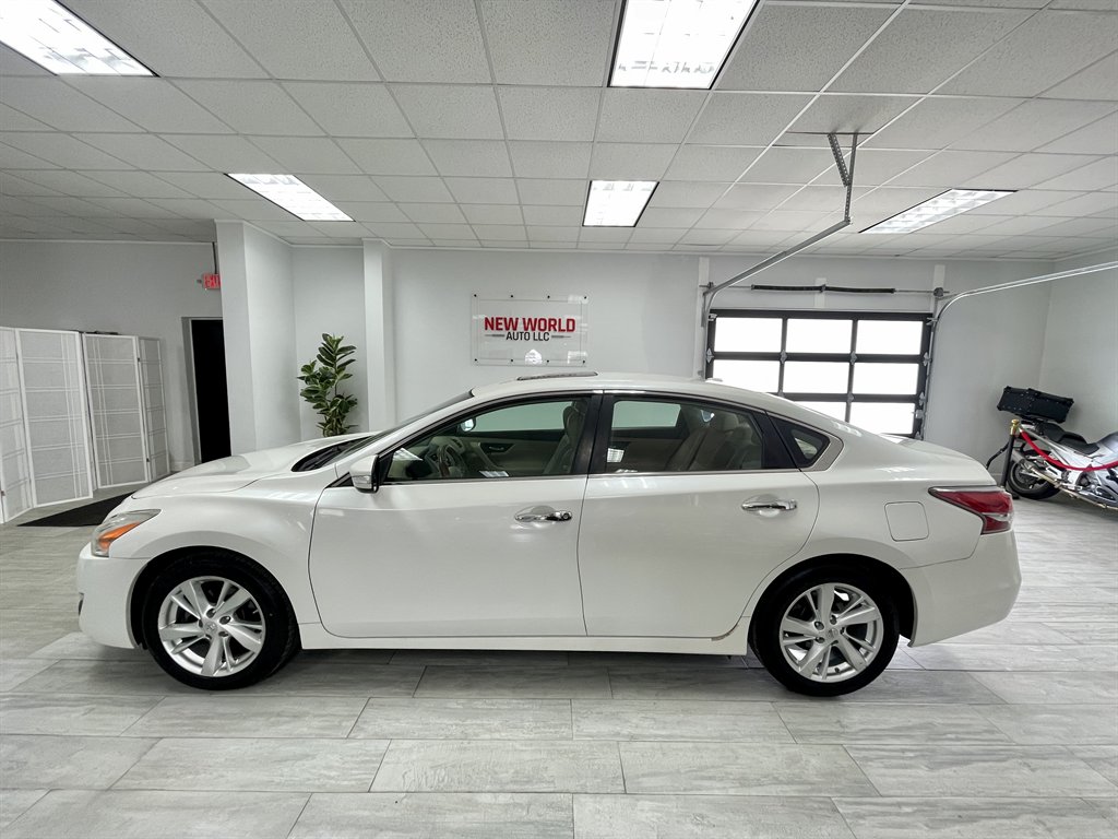 2014 Nissan Altima - $8,998