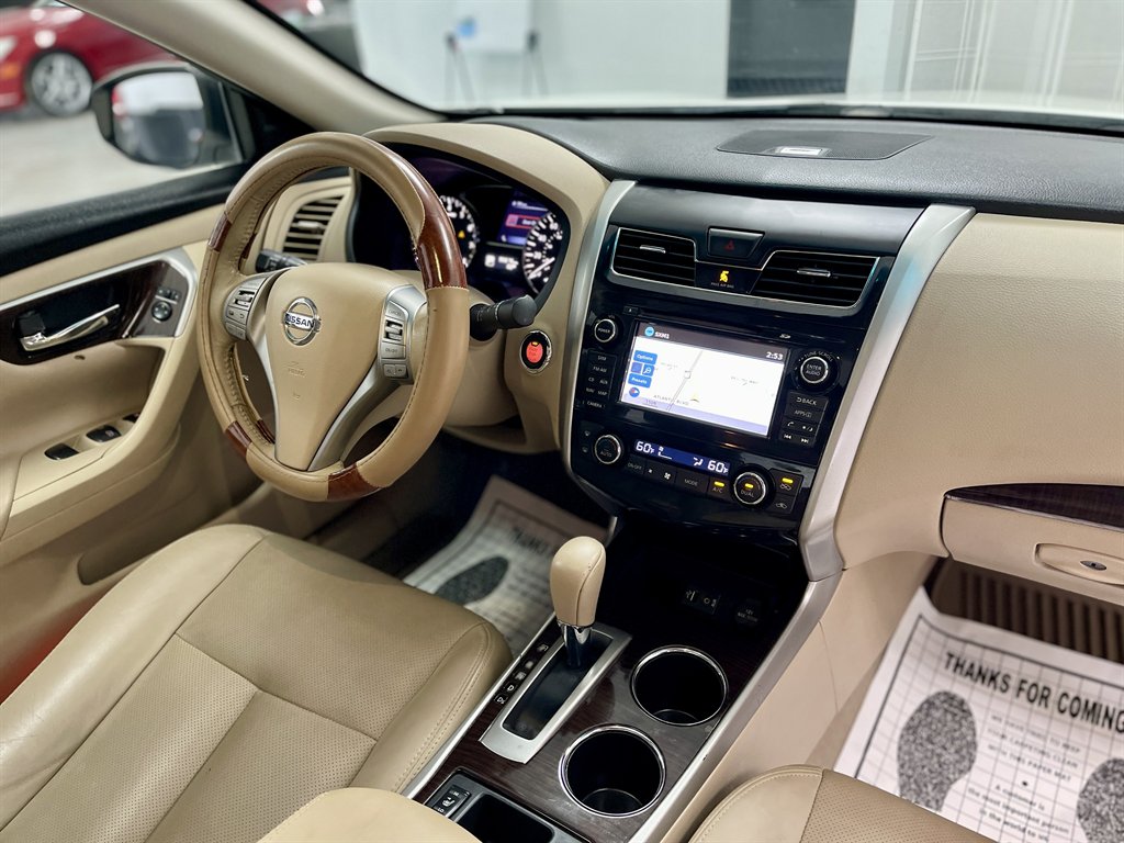 2014 Nissan Altima - $8,998