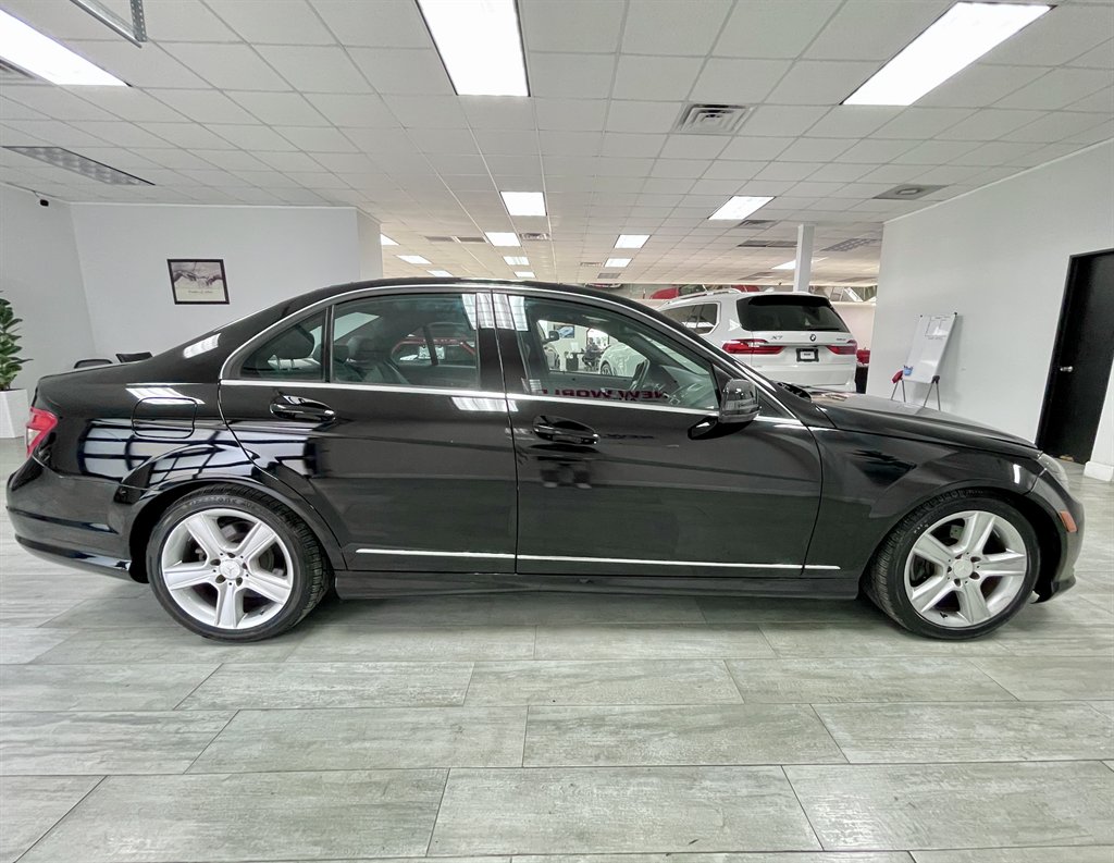 2011 Mercedes-Benz C-Class - $6,998
