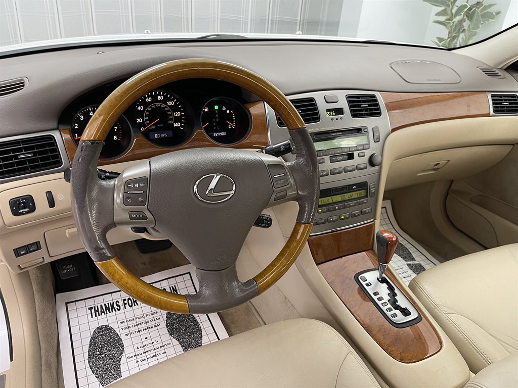 2005 Lexus ES - $4,998