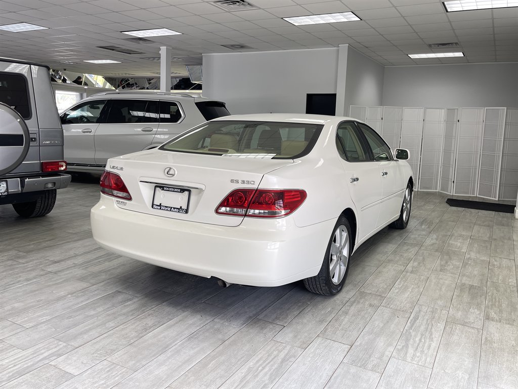 2005 Lexus ES - $4,998