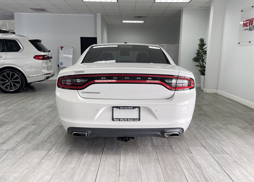 2015 Dodge Charger - $8,998
