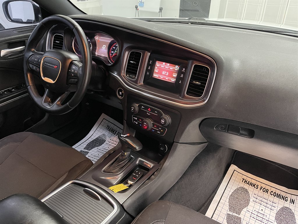 2015 Dodge Charger - $8,998