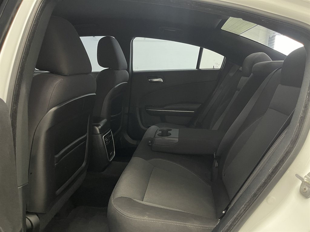 2015 Dodge Charger - $8,998
