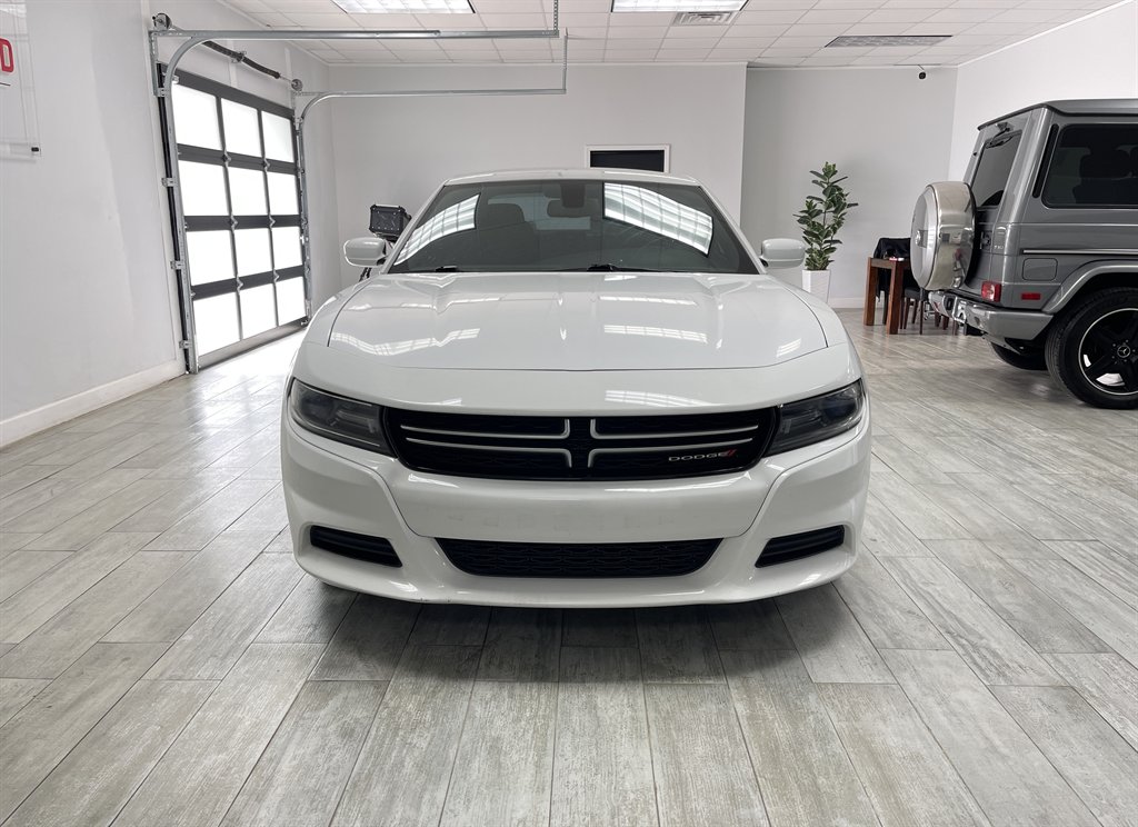 2015 Dodge Charger - $8,998