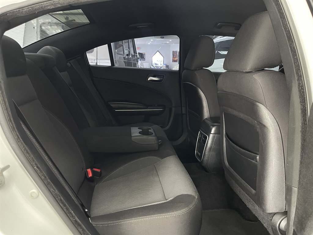 2015 Dodge Charger - $8,998