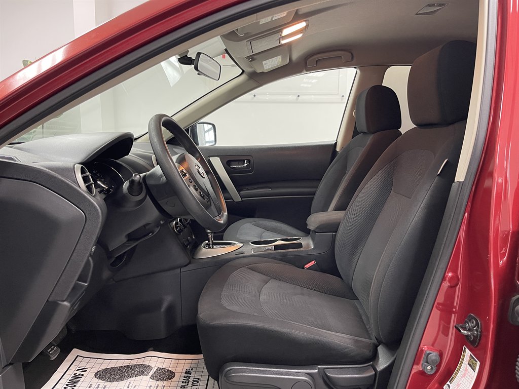 2013 Nissan Rogue - $4,998