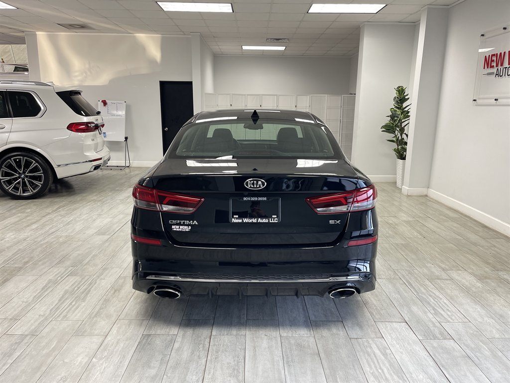 2019 Kia Optima - $11,998
