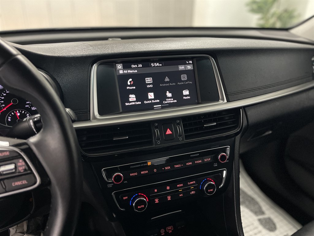 2019 Kia Optima - $11,998