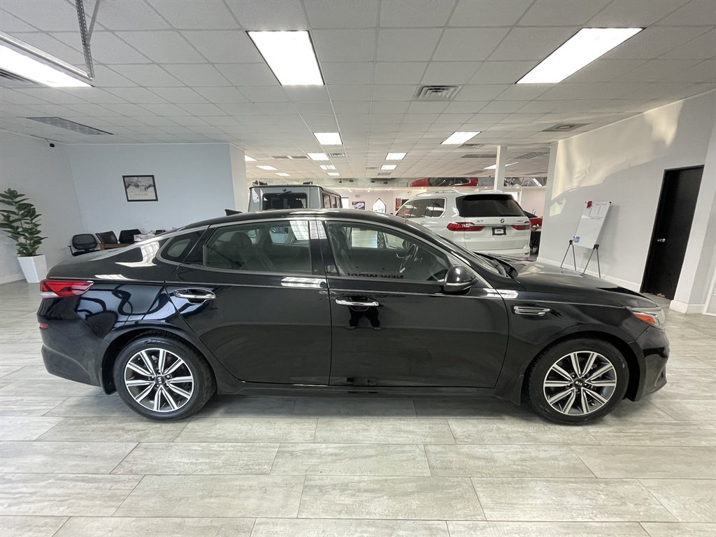 2019 Kia Optima - $11,998