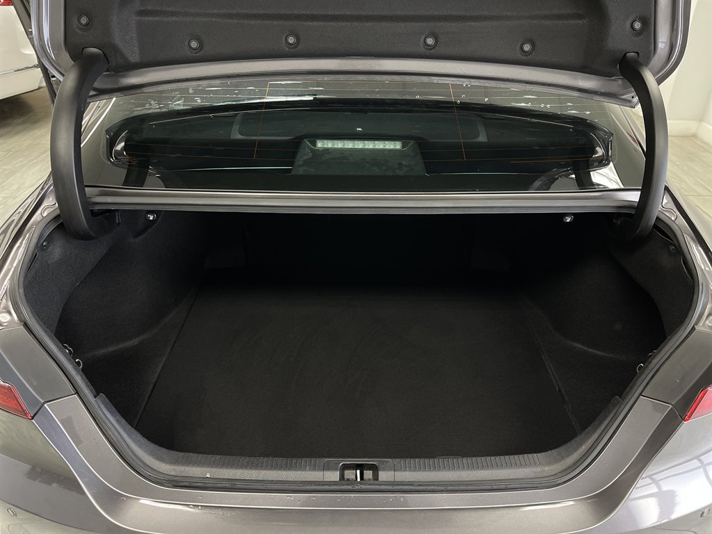 2021 Toyota Camry - $22,998