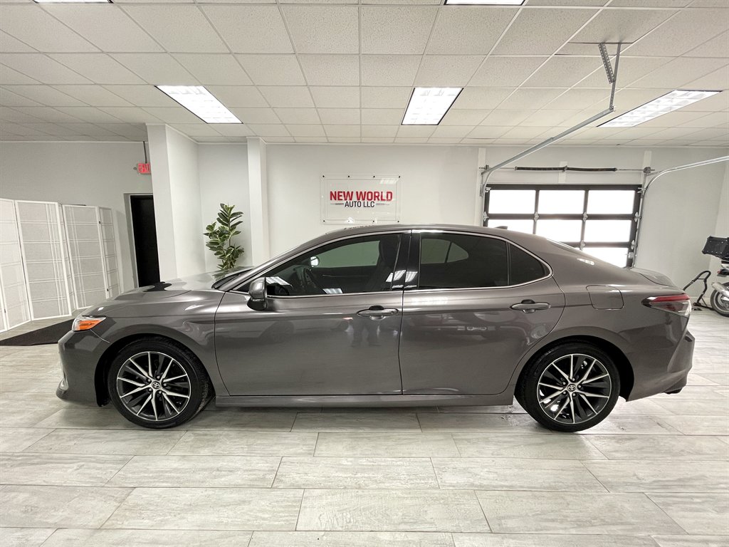 2021 Toyota Camry - $22,998