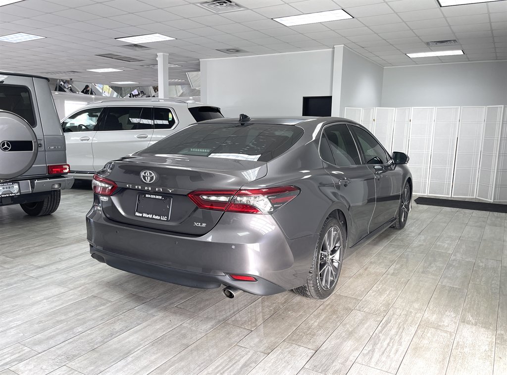2021 Toyota Camry - $22,998