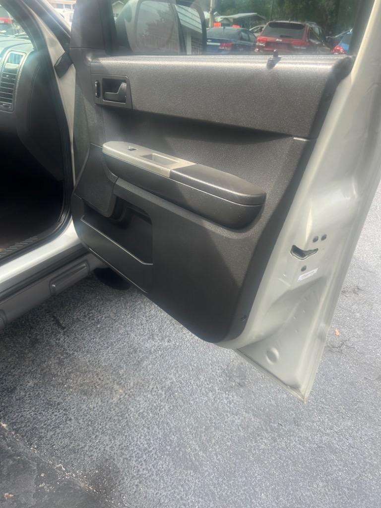 2008 Ford Escape XLT photo