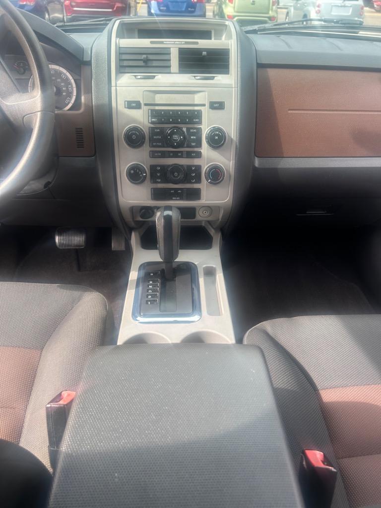 2008 Ford Escape XLT photo