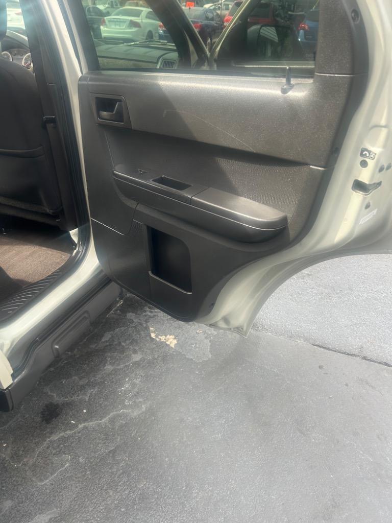 2008 Ford Escape XLT photo