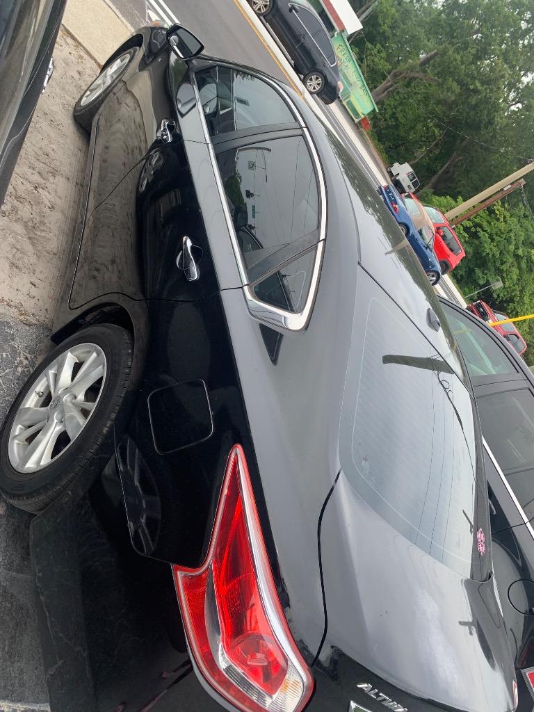 2013 Nissan Altima 2.5 photo