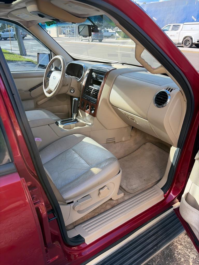 2006 Ford Explorer - $3,499