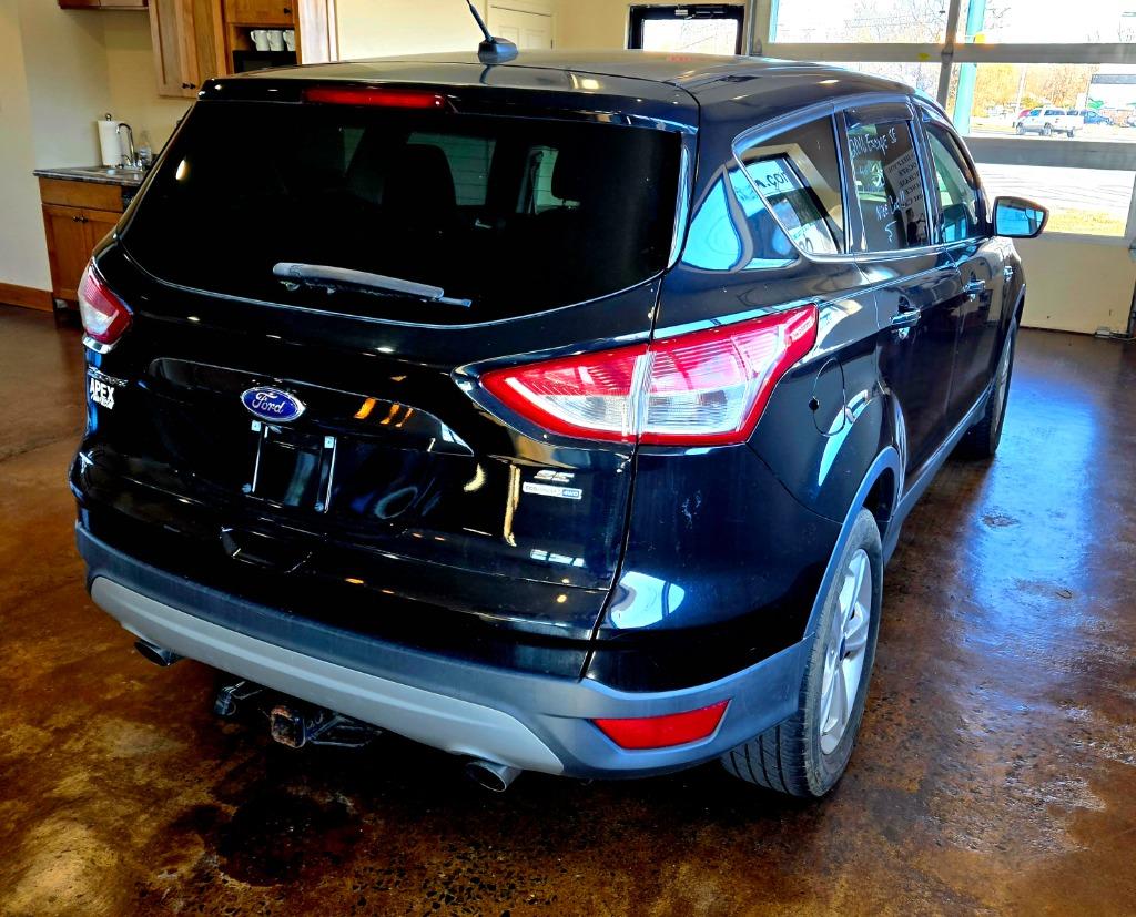 2016 Ford Escape SE photo