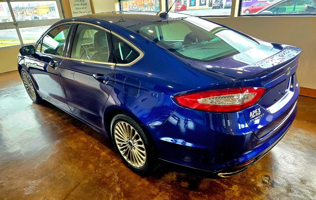 2016 Ford Fusion SE photo