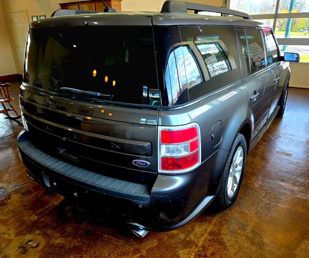 2018 Ford Flex - $11,999