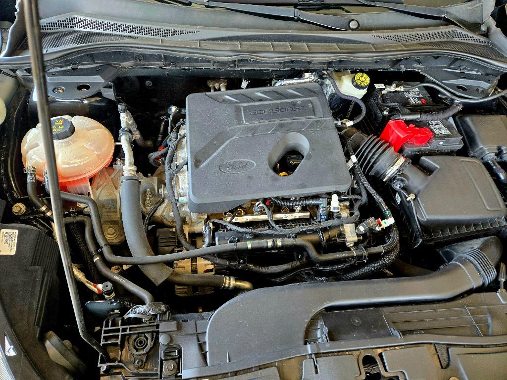 2020 Ford Escape SE photo