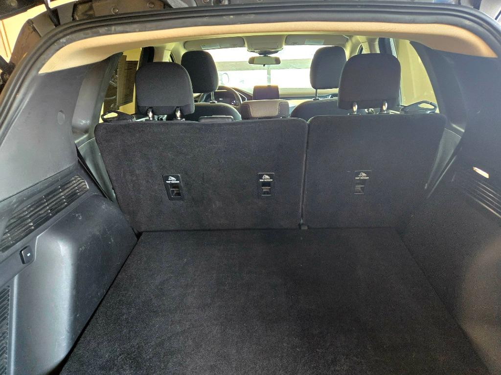 2020 Ford Escape SE photo